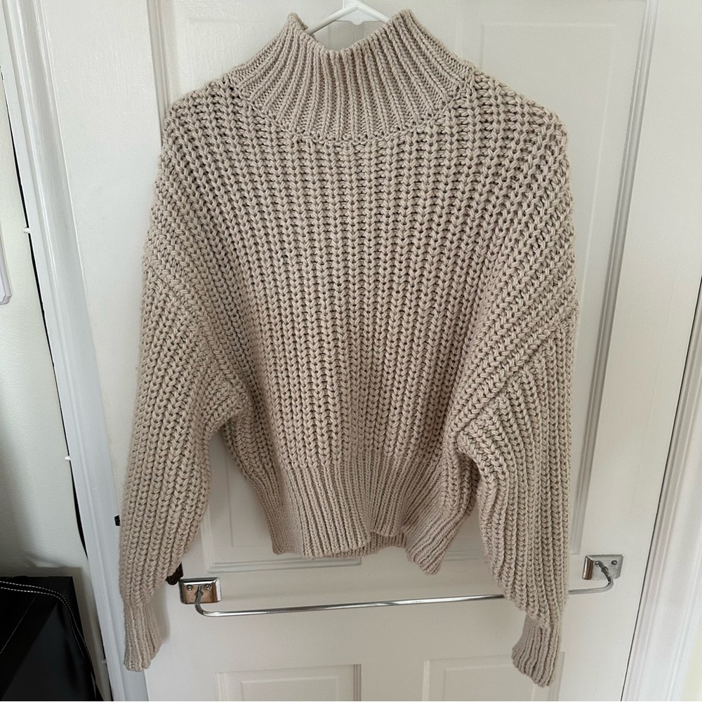 H&M Sweater - Medium